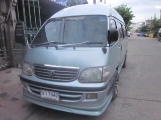 รถตู้สวย พร้อมใช้ รถตู้สวย พร้อมใช้