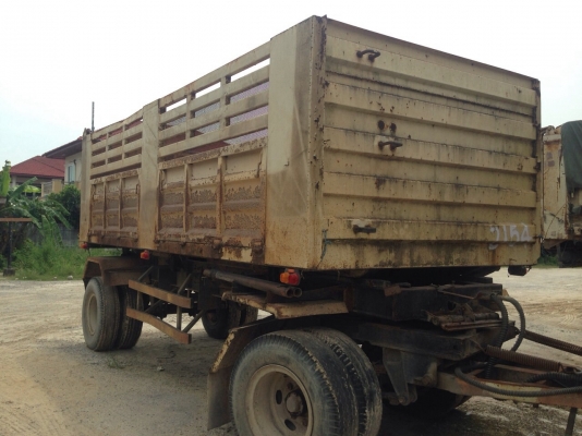 ขายหางดั้มสามมิตร 2 เพลา ปี 32 สนใจโทร 081-9701072 ขายหางดั้มสามมิตร 2 เพลา ปี 32 สนใจโทร 081-9701072