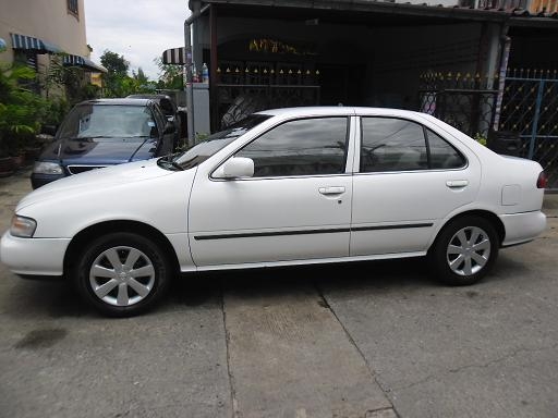 ขายด่วน ซันนี่ บี14เกียร์ออโต้+แก็สวิทยุซีดีสีเนียนสวยๆ