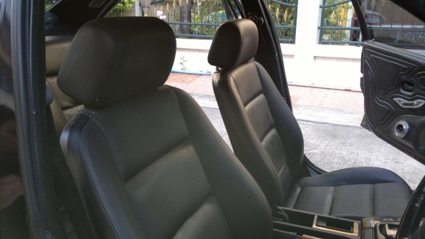 BMW AIRBAG ABSเครื่อง1เจโบใหญ่ เกียร์ออโต้ เครื่องเสียงชุดใหญ่ ทั้งสวยทั้งแรง