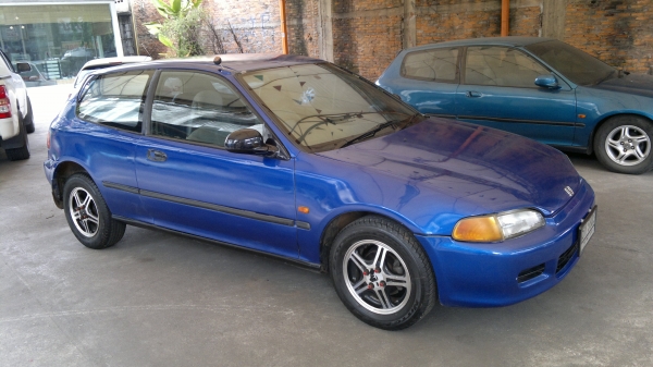 ซีวิค3ดอ เครื่อง1.5 เกียร์ออโต้ ภายในตัวนอก