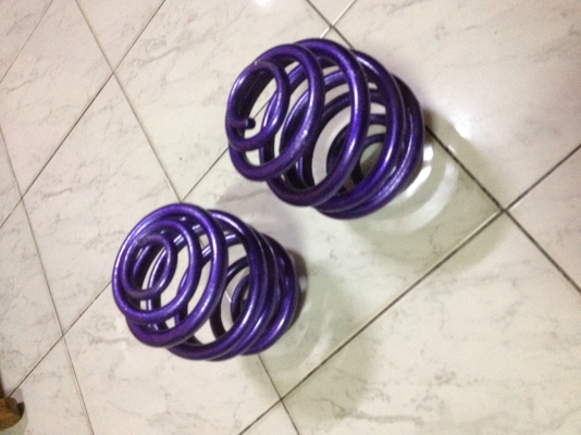 ขายสปริงหลังแต่ง สูง8นิ้ว bmw e30 1คู่ ราคา700บาท โทร0924462525โส กทม