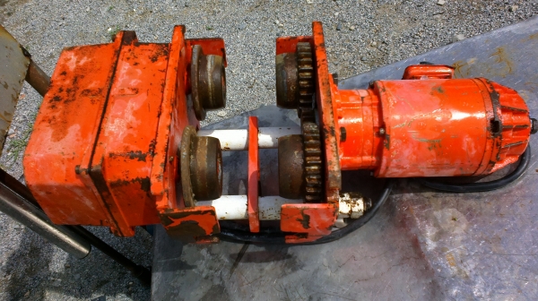 อุปกรณ์เคลื่อนที่ เครน 1 ตัน