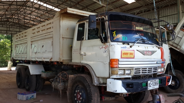 ขายด่วนHINO SUMO227สองเพลาดั้มสามิตรรอนเฉียงเบรคทิฟฟี่พวงมาลัยเพาเวอร์เครื่องEM100 เทอร์โบสภาพเยี่ยมโทร0843923995 ขายด่วนHINO SUMO227สองเพลาดั้มสามิตรรอนเฉียงเบรคทิฟฟี่พวงมาลัยเพาเวอร์เครื่องEM100 เทอร์โบสภาพเยี่ยมโทร0843923995