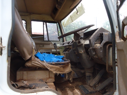 ขายด่วนรถสิบล้อหลงMAหางเทนเลอร์ลากแบคโฮPC200