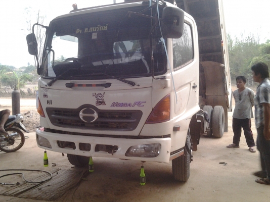 HINO  FC4Jเครื่อง 145แรง ปี49  ดั้ม6ล้อดั้มๆสามมิตรขายตามสภาพ