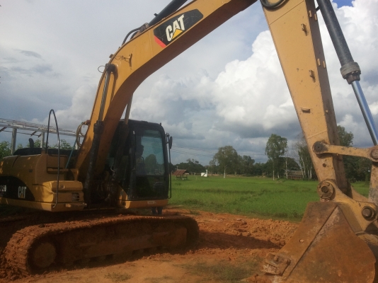 ขานสดหรือผ่อน1,760,000cat315 ดาวน์840,000ส่ง28,700x48งวด