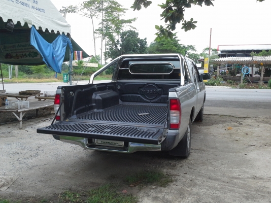 นิสสันฟรอนเทียร์ปี2004(รถบ้านเเท้)