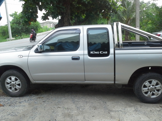 นิสสันฟรอนเทียร์ปี2004(รถบ้านเเท้)