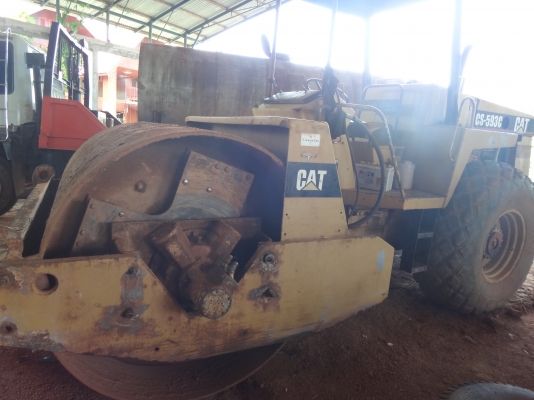 ขายด่วน  รถบดล้อยาง DINAPAC    10ตัน  2เพลา  พร้อมใช้งาน