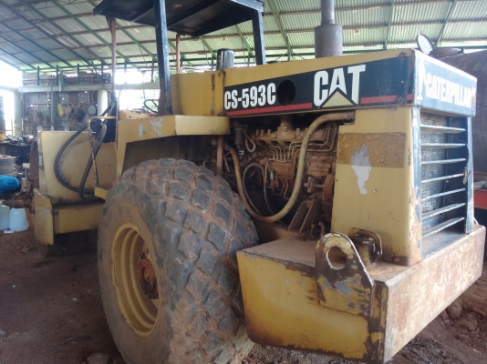 ขายด่วน  รถบดล้อยาง DINAPAC    10ตัน  2เพลา  พร้อมใช้งาน