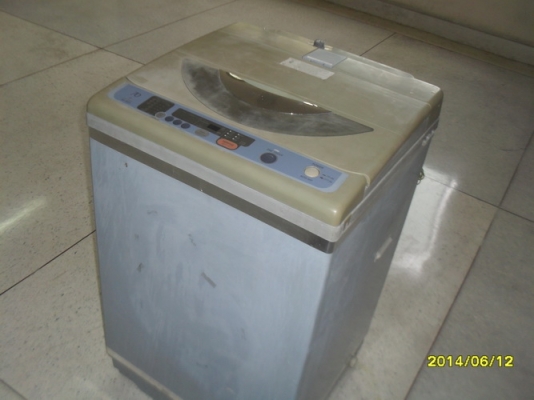 ขายเครื่องซักผ้าขนาด 10 กิโล ฮิตาชิ  สภาพดี ใช้งานตามปกติ ไม่เคยซ่อม