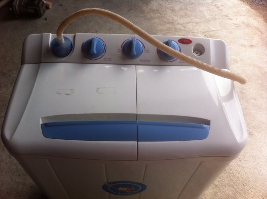 เครื่องชักผ้าสองถัง KAI ขนาด 7.8 กก. เครื่องทำงานพร้อมกันทั่งชักแและปั่นแห้งได้ ใช้งานมาน้อย เครื่องชักผ้าสองถัง KAI ขนาด 7.8 กก. เครื่องทำงานพร้อมกันทั่งชักแและปั่นแห้งได้ ใช้งานมาน้อย