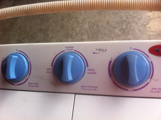 เครื่องชักผ้าสองถัง KAI ขนาด 7.8 กก. เครื่องทำงานพร้อมกันทั่งชักแและปั่นแห้งได้ ใช้งานมาน้อย เครื่องชักผ้าสองถัง KAI ขนาด 7.8 กก. เครื่องทำงานพร้อมกันทั่งชักแและปั่นแห้งได้ ใช้งานมาน้อย