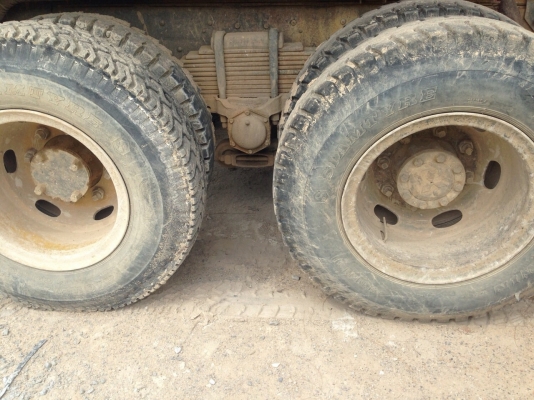 ขาย10ล้อดั้ม ISUZU JCM เครื่อง EH700 168แรงม้า สนใจโทร 081-9701072