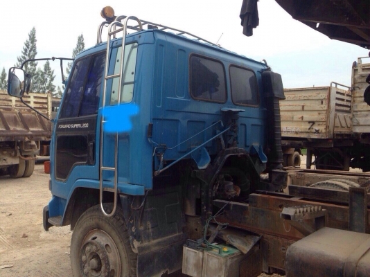 ขาย10ล้อดั้ม ISUZU JCM เครื่อง EH700 168แรงม้า สนใจโทร 081-9701072