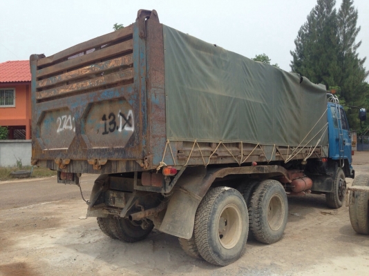 ขาย10ล้อดั้ม ISUZU JCM เครื่อง EH700 168แรงม้า สนใจโทร 081-9701072