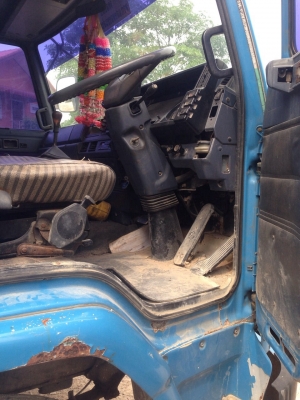 ขาย10ล้อดั้ม ISUZU JCM เครื่อง EH700 168แรงม้า สนใจโทร 081-9701072