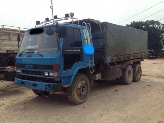 ขาย10ล้อดั้ม ISUZU JCM เครื่อง EH700 168แรงม้า สนใจโทร 081-9701072