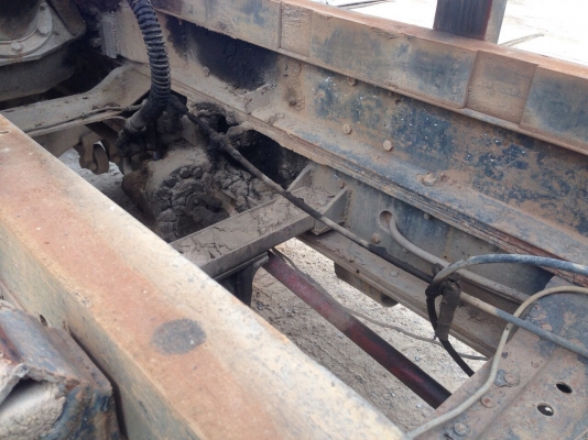ขาย10ล้อดั้ม ISUZU JCM เครื่อง EH700 168แรงม้า สนใจโทร 081-9701072