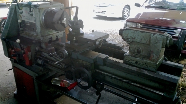 แท่นกลึง 5 ฟุต 3 เพลา เกียร์บล็อก พร้อมใช้ 67,000