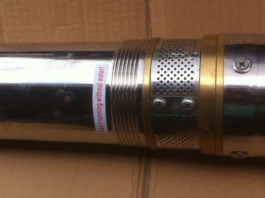 ปั๊มน้ำลึกแบบแช่ลงไปในท่อบาดาล ขนาด 1 แรงม้า ยี่ห้อ CHI PEN CH ขนาดท่อ 1.5 นิ้ว สูบได้ลึกสุด 80 ม. พร้อมกล่องความคุมการทำงาน(ของใหม่)