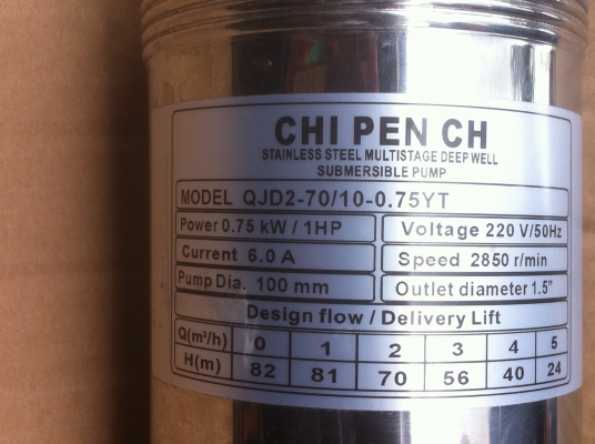 ปั๊มน้ำลึกแบบแช่ลงไปในท่อบาดาล ขนาด 1 แรงม้า ยี่ห้อ CHI PEN CH ขนาดท่อ 1.5 นิ้ว สูบได้ลึกสุด 80 ม. พร้อมกล่องความคุมการทำงาน(ของใหม่)