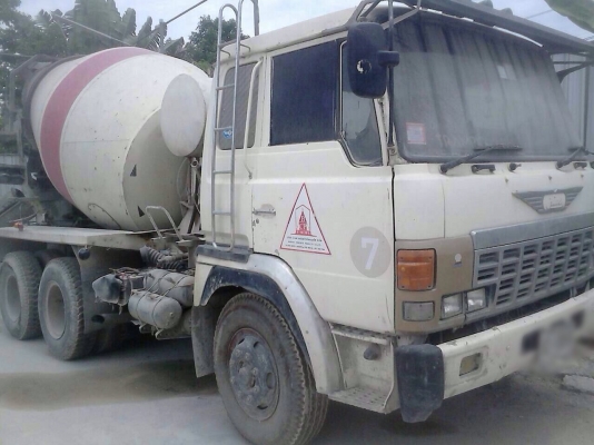 ขายรถสิบล้อโม่ปูน HINO-ZM เครื่อง EK100-260 แรง โม่ 6 คิว เครื่องดี ทะเบียนพร้อม