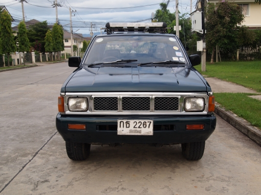BIG M 4 ประตู เครื่องดีเซล BIG M 4 ประตู เครื่องดีเซล