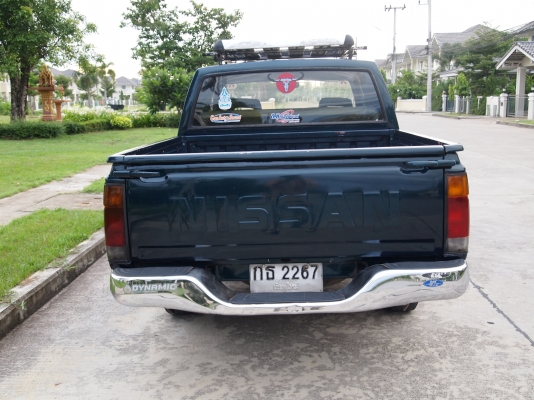BIG M 4 ประตู เครื่องดีเซล BIG M 4 ประตู เครื่องดีเซล