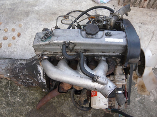 ขายเครื่องยนต์ดีเซล mitsu 4D56 พร้อมเกียร์ 17550 บาท