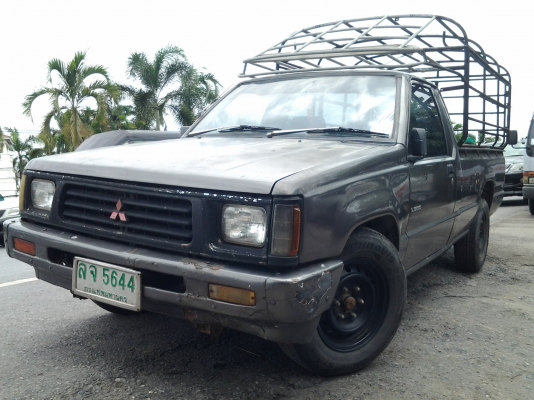 MITSUBISHI L200 เครื่องเบนซิน ราคาเบา เบา