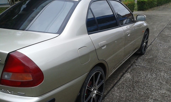 ขายครับ Lanser ท้่ายเบ้น ปี 96 เคื่องหัวฉีด 1500 CC