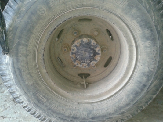 หกล้อ115Npr  ห้างแท้ยางใหม่ทั้ง6เส้นคันซีสวย