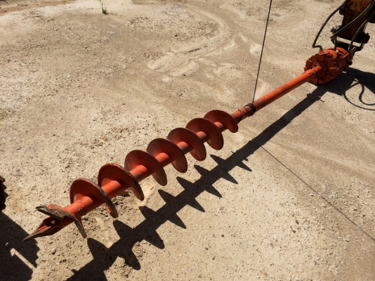 รถขุด ติดหัวสว่าน ทำงานเร็วเว่อร์ เก่าญี่ปุ่นทั้งรถทั้งสว่าน