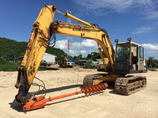 รถขุด ติดหัวสว่าน ทำงานเร็วเว่อร์ เก่าญี่ปุ่นทั้งรถทั้งสว่าน