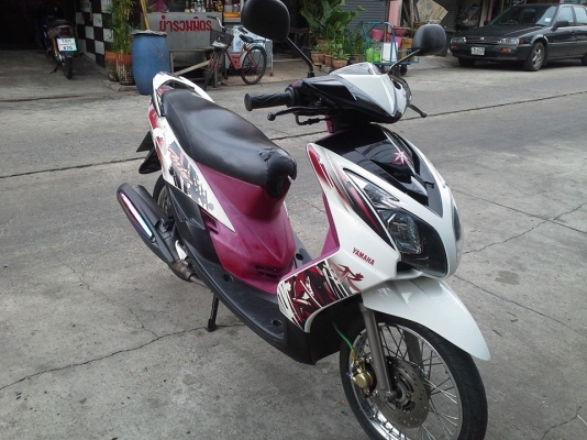 Mio ไฟตาคู่ ปี 52 สีแดง ดำ ขาว   เครื่องเดิมๆ  มีเล่มเอกสารครบ ไม่มีควัน ไม่หลวม