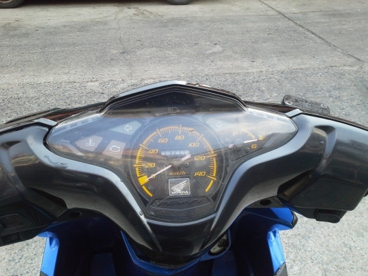 click I ปี 53 รถสวย เครื่องเดิมๆ ชุดสีสดๆ มีเล่ม เอกสารครบ