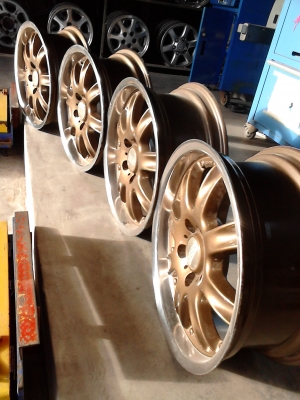 7.5JX17  ขอบ 17   ขนาด 5 รู  BENZ BMW  ชุด 4 วง  TEL.081-427-3941