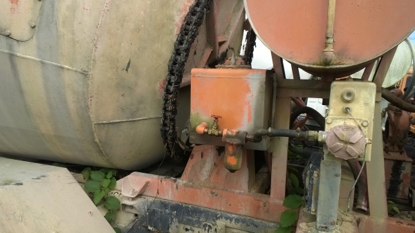 รถโม่ปูน6คิว ดีเซล6สูบ NISSAN UD CWM51M คัสซีใหญ่  หัวสวยไม่ผุ ยางครบ เล่มพร้อม ม.79ไว้