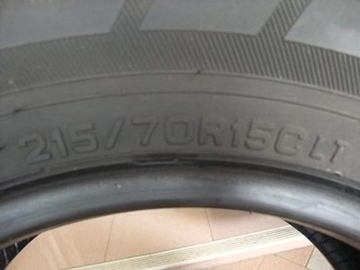 ยาง Dunlop 215/70/15 ปี 12