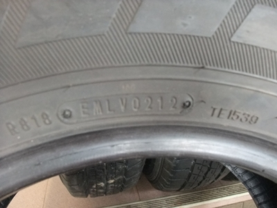 ยาง Dunlop 215/70/15 ปี 12
