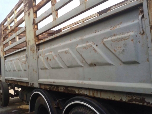 ขายรถบรรทุกสิบล้อดัมพ์ HINO 3H เครื่องเดิม 195 แรง 2 เพลา กระบะดัมพ์สามมิตร รถจอดนาน ทะเบียนม.79