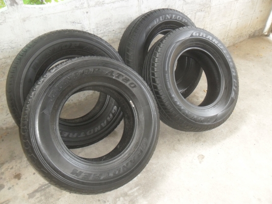 ยาง DUNLOP 245/70R16 ปี11 สวยๆ 4 เส้น ราคา 2800 บาท