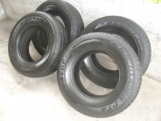 ยาง DUNLOP 245/70R16 ปี11 สวยๆ 4 เส้น ราคา 2800 บาท