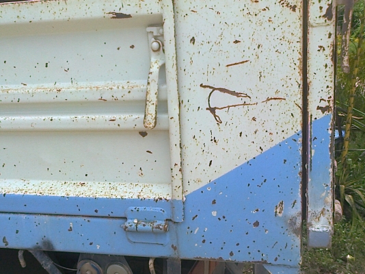 ขายรถ 6 ล้อดั๊มกลาง ปี 49 สภาพสวย ขายรถ 6 ล้อดั๊มกลาง ปี 49 สภาพสวย