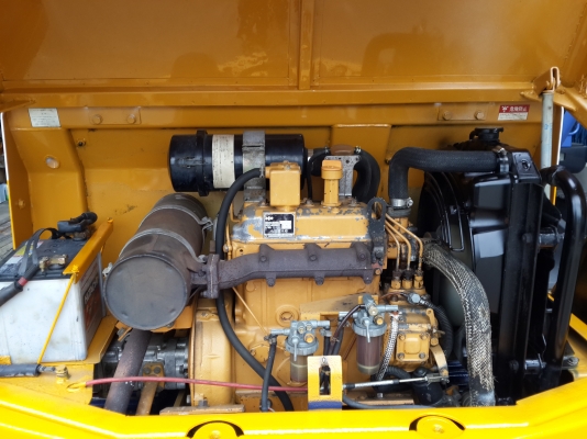 ขาย รถขุด KOMATSU รุ่น PC30-6-แทร็กเหล็ก มือสองญี่ปุ่น