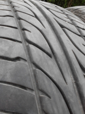 225/55R17 ปี2013 DUNLOP SP SPORT LM 703 มี 2 เส้น Tel.081-427-3941