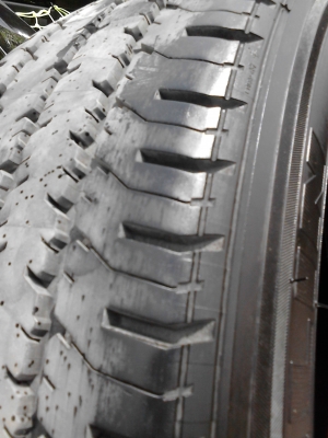 215R15C MICHELIN XCD   ทั้ง 2 เส้นไม่มีปะ ใหม่ๆ   TEL.081-427-3941