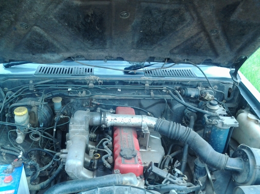 NISSAN BIG m 2.5 เครื่องแดง กันร้อนเดิม ปี37 จอเหลี่ยม แอร์มี ภาษีขาด57